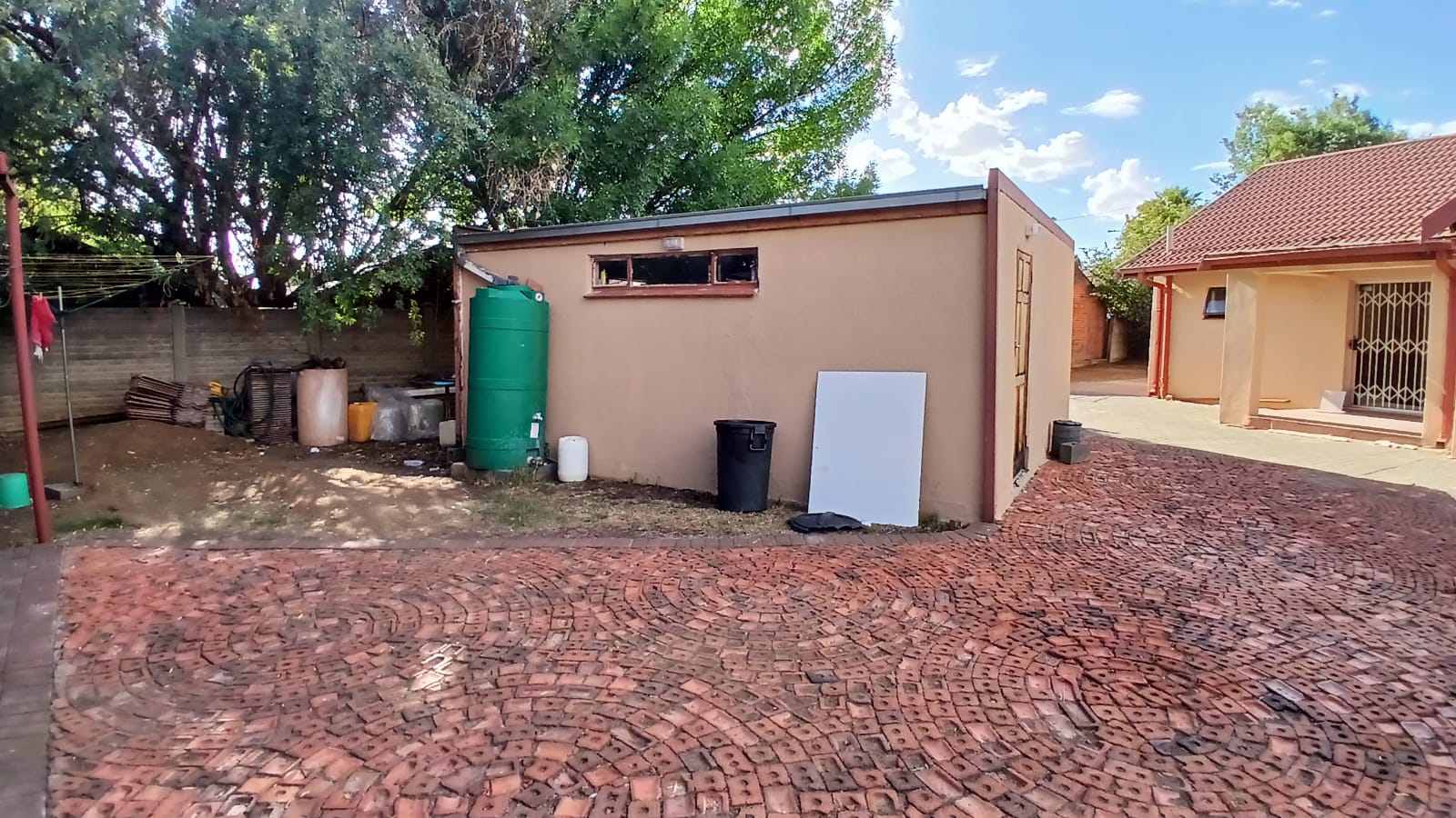 4 Bedroom Property for Sale in Pellissier Free State